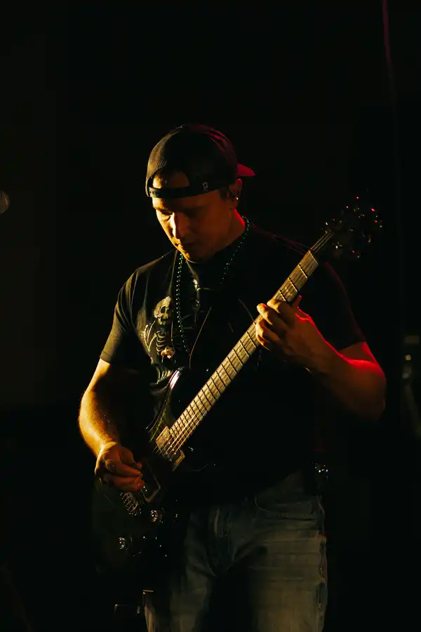 Doctor FeelGood Live Performance - Mitchell South Dakota - Action Shot 8