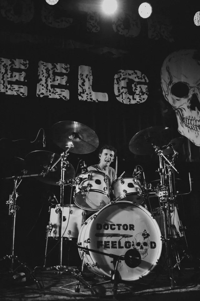 Doctor FeelGood Live Performance - Mitchell South Dakota - Action Shot 48