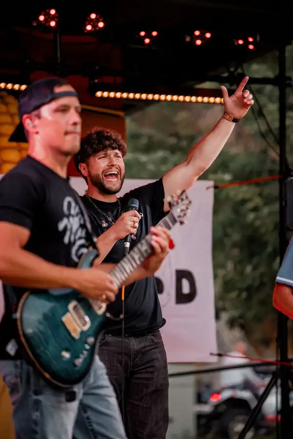 Doctor FeelGood Live Performance - Mitchell South Dakota - Action Shot 6