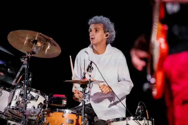 Doctor FeelGood Live Performance - Mitchell South Dakota - Action Shot 8