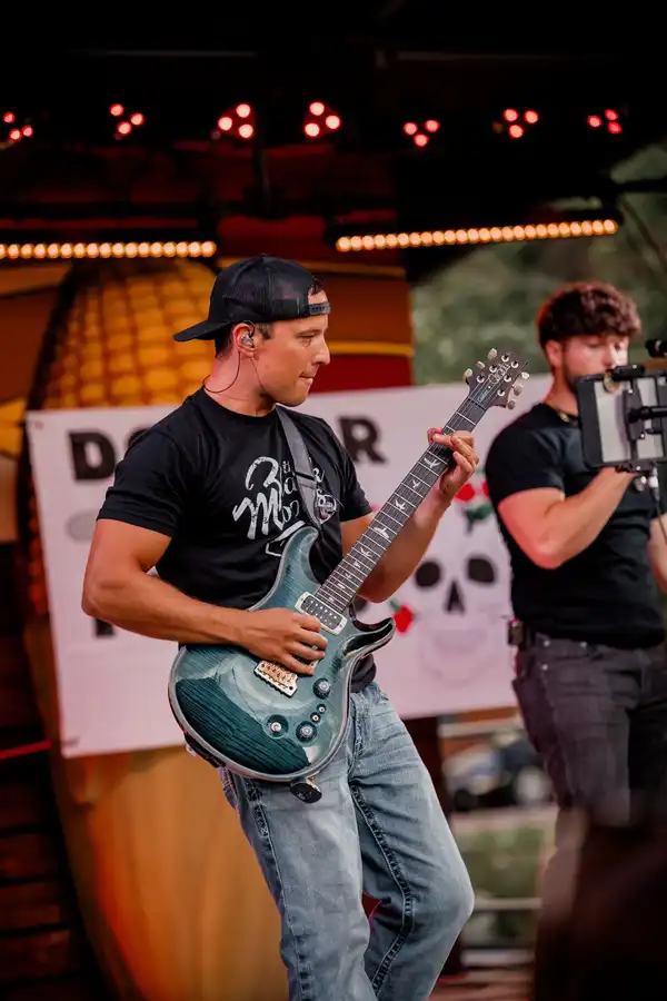 Doctor FeelGood Live Performance - Mitchell South Dakota - Action Shot 10