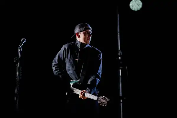 Doctor FeelGood Live Performance - Mitchell South Dakota - Action Shot 12